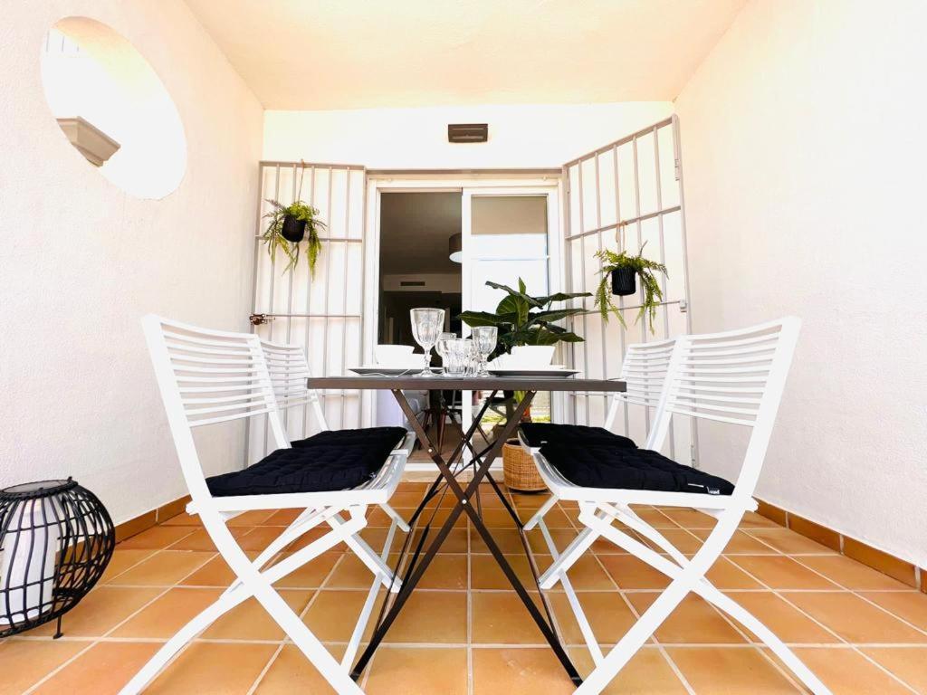 Small Oasis Manilva Exterior photo